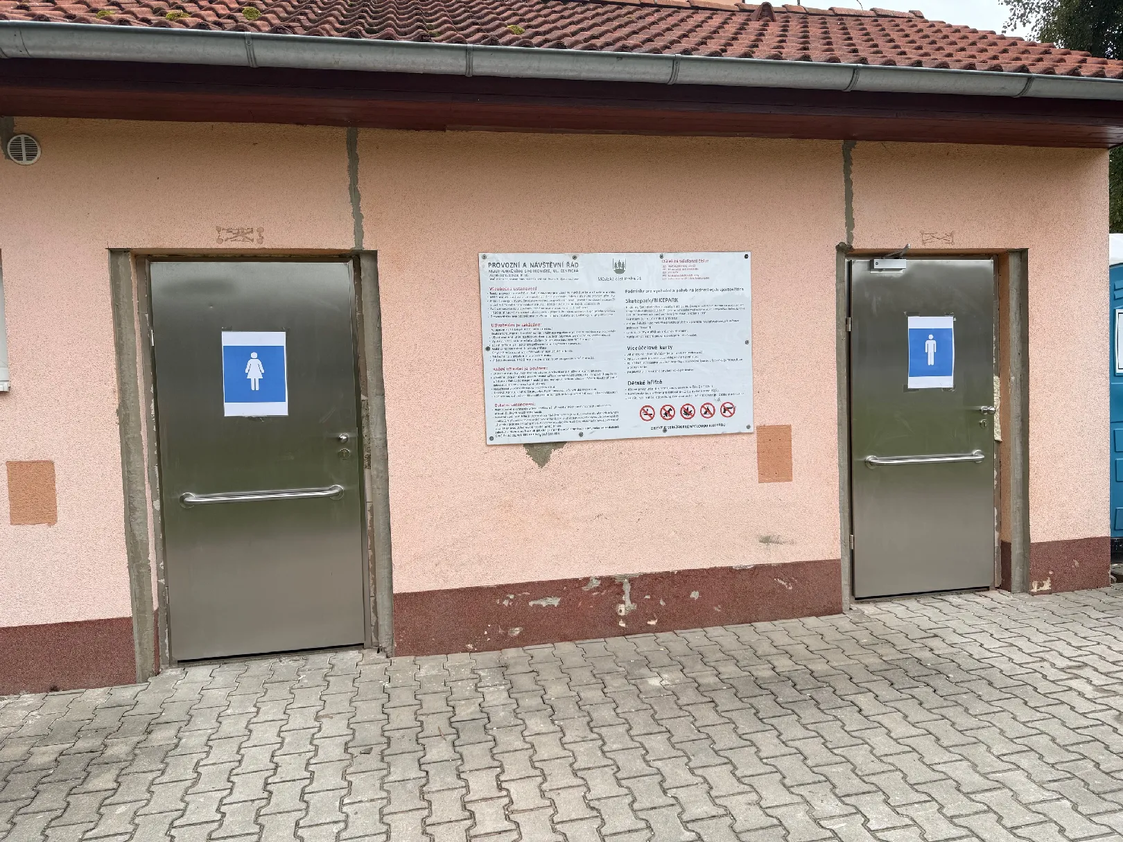 Praha 21 Újezd nad Lesy – veřejné WC